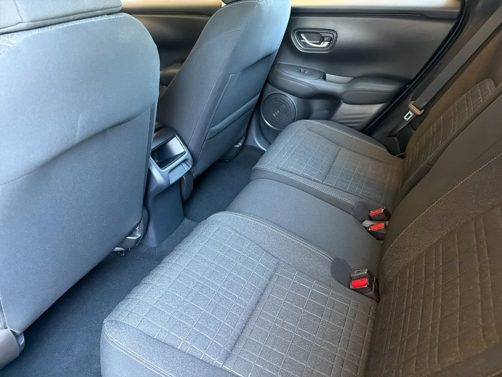 Used 2023 Honda HR-V LX image 15