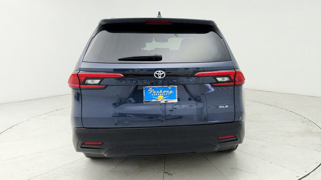 Used 2024 Toyota Grand Highlander XLE image 7