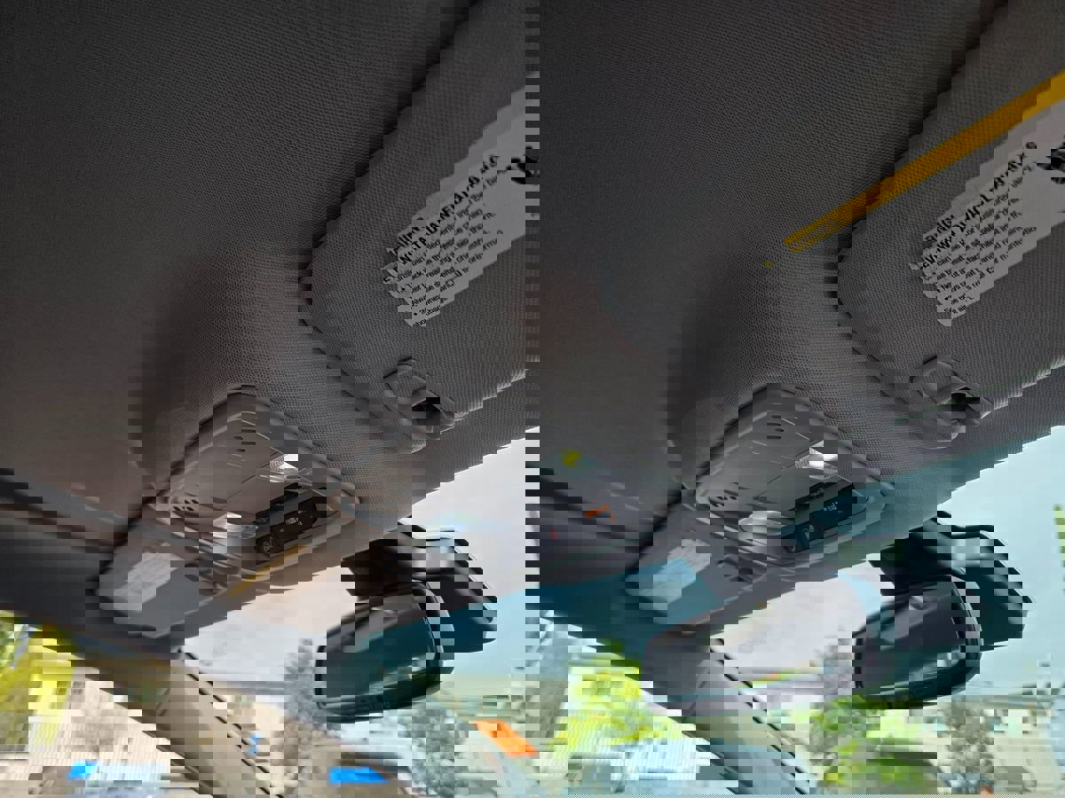 Used 2017 Chevrolet Volt LT w/ Comfort Package image 18