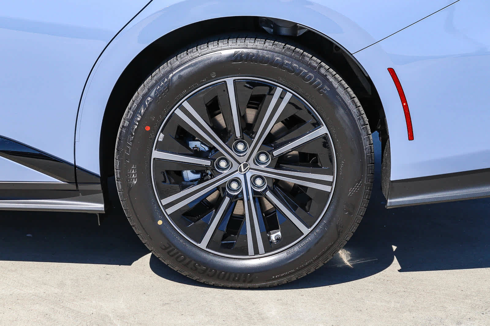 New 2026 Lexus ES 350h w/ Convenience Package FWD image 12