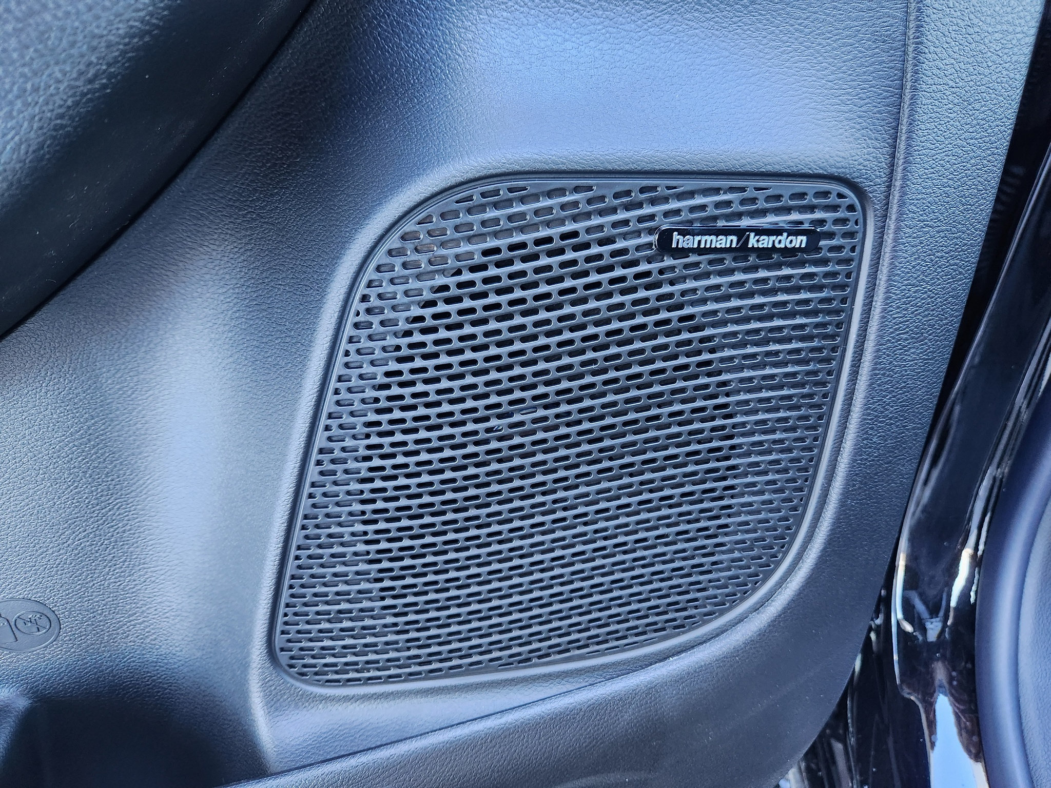 New 2027 Chrysler Pacifica Limited FWD image 19