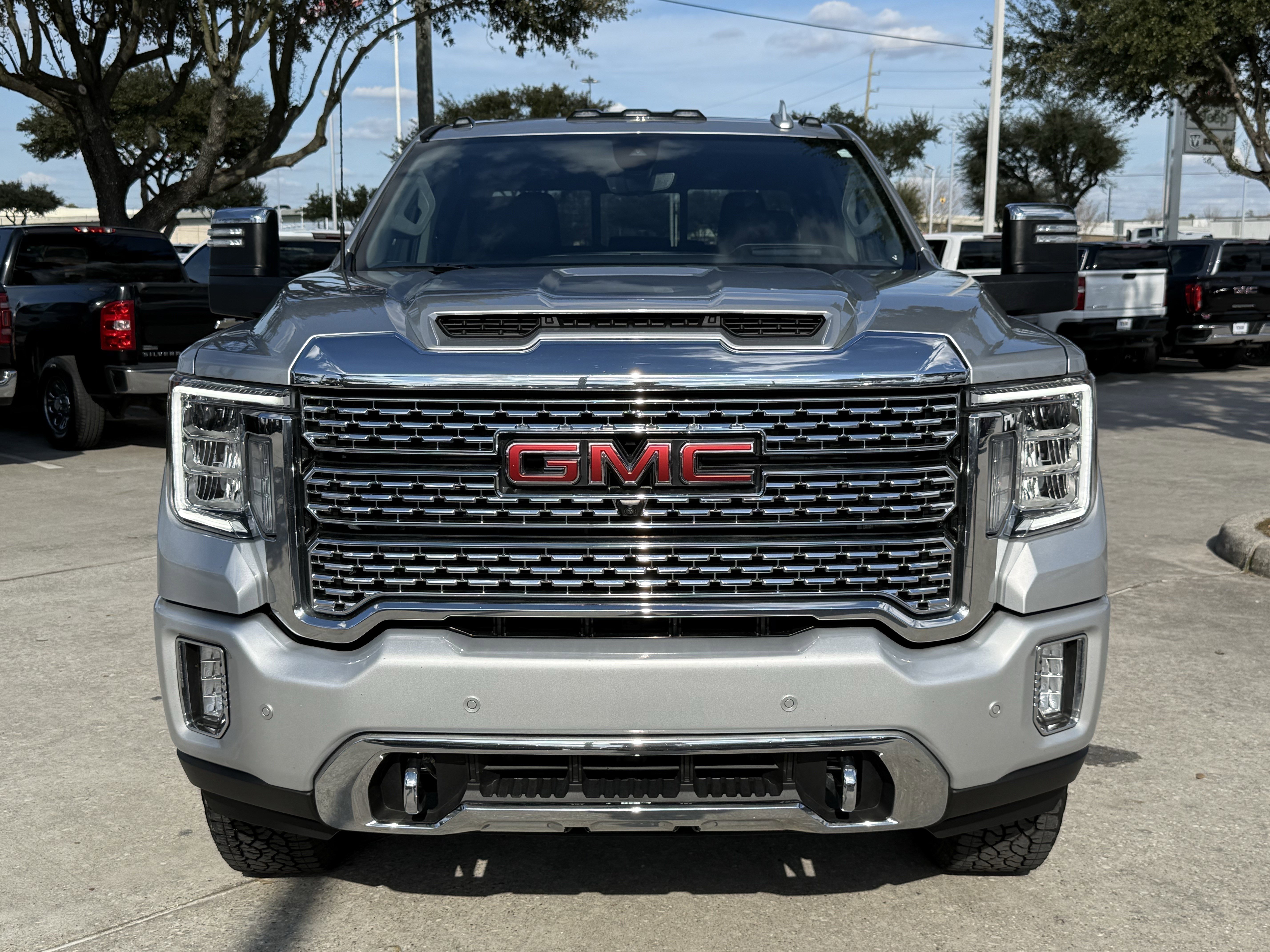 Used 2023 GMC Sierra 2500 Denali w/ Denali Ultimate Package image 10