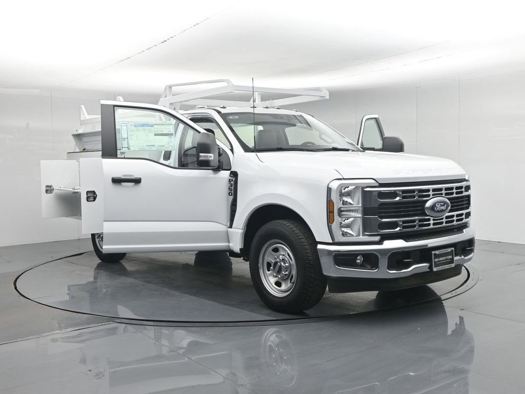 New 2025 Ford F350 XL w/ XL Chrome Package RWD image 35