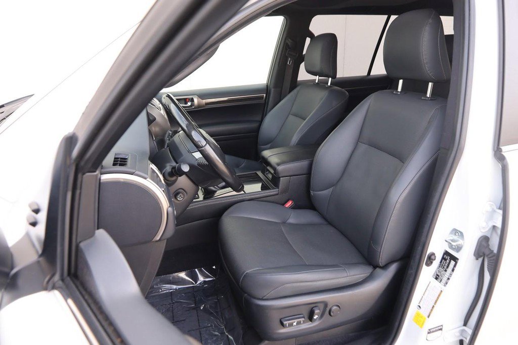 Used 2020 Lexus GX 460 Premium w/ Premium Package AWD/4WD image 9