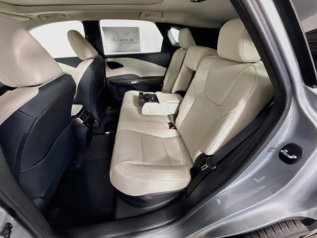 New 2026 Lexus RX 350 w/ Convenience Package AWD/4WD image 17