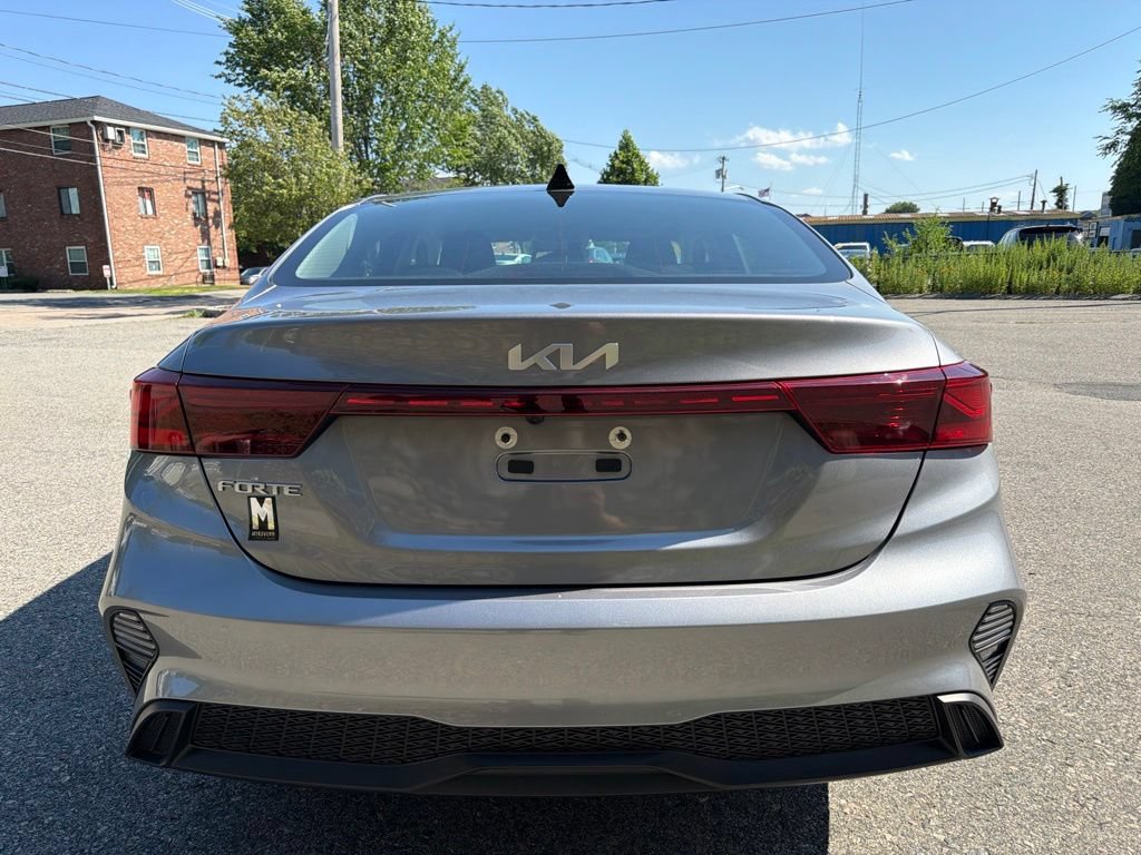Certified 2023 Kia Forte LXS FWD image 6