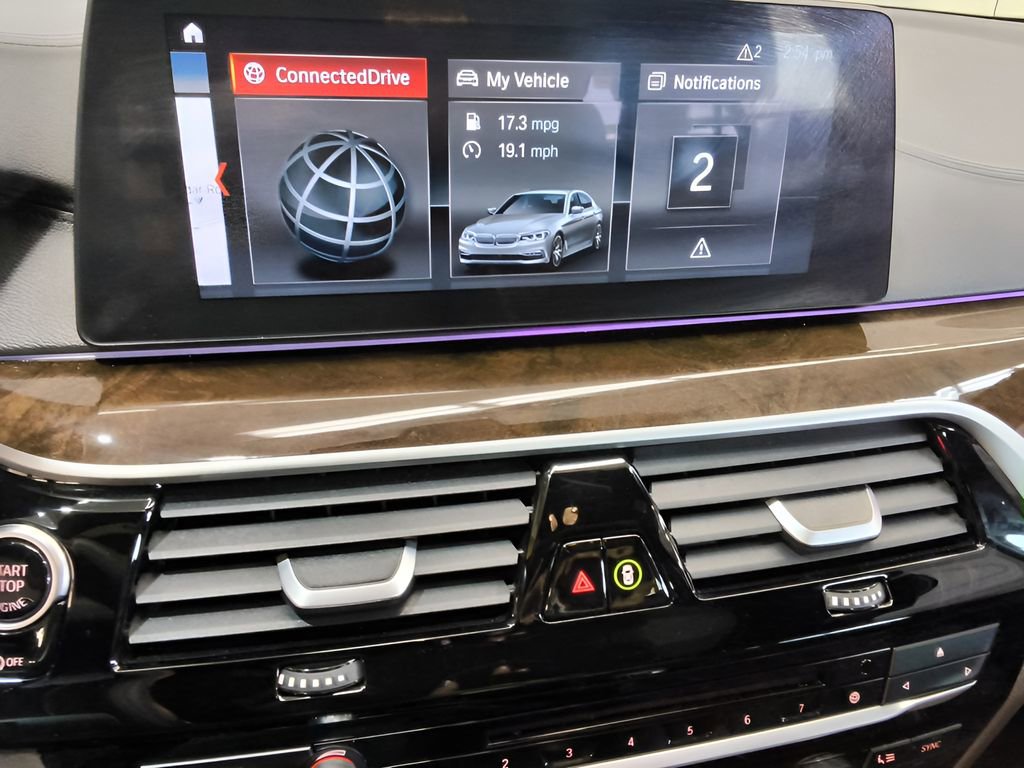 Used 2018 BMW 540i xDrive AWD/4WD image 15