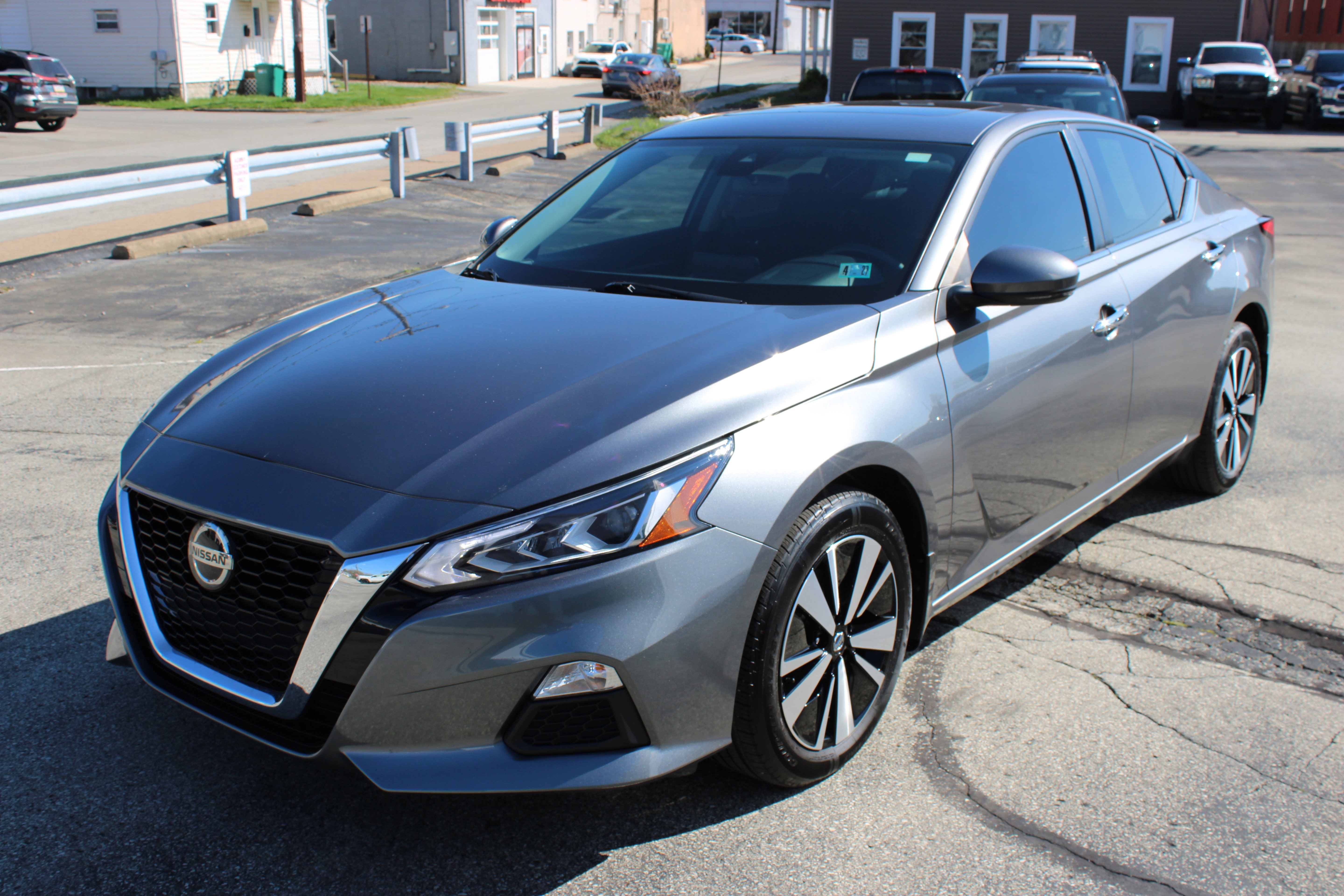 Certified 2022 Nissan Altima 2.5 SV w/ SV Premium Package