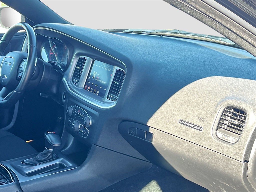 Used 2022 Dodge Charger R/T w/ Performance Handling Group image 29