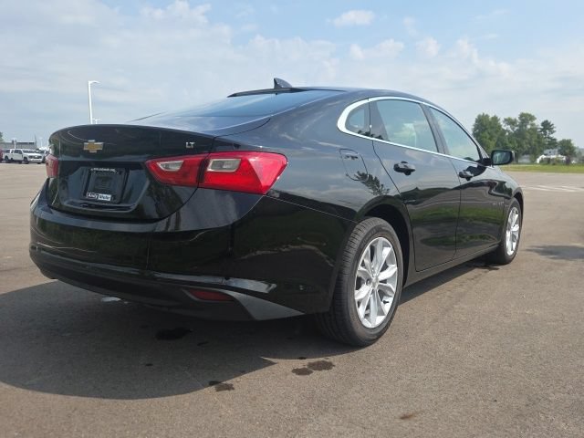 Used 2025 Chevrolet Malibu LT FWD image 8