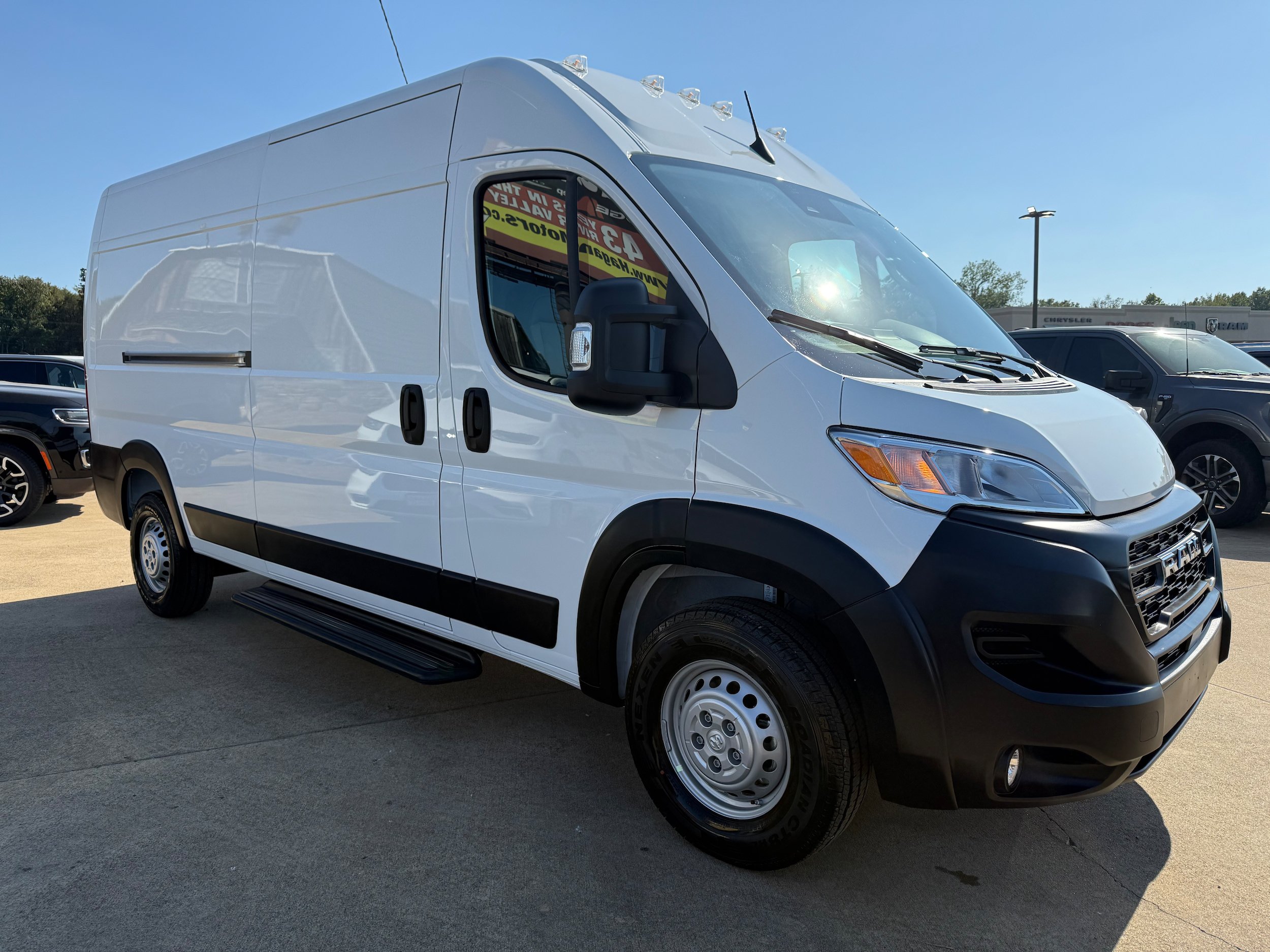 New 2026 RAM ProMaster 2500 w/ Cold Weather Group FWD image 3