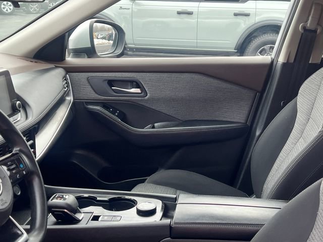 Used 2023 Nissan Rogue SV image 21