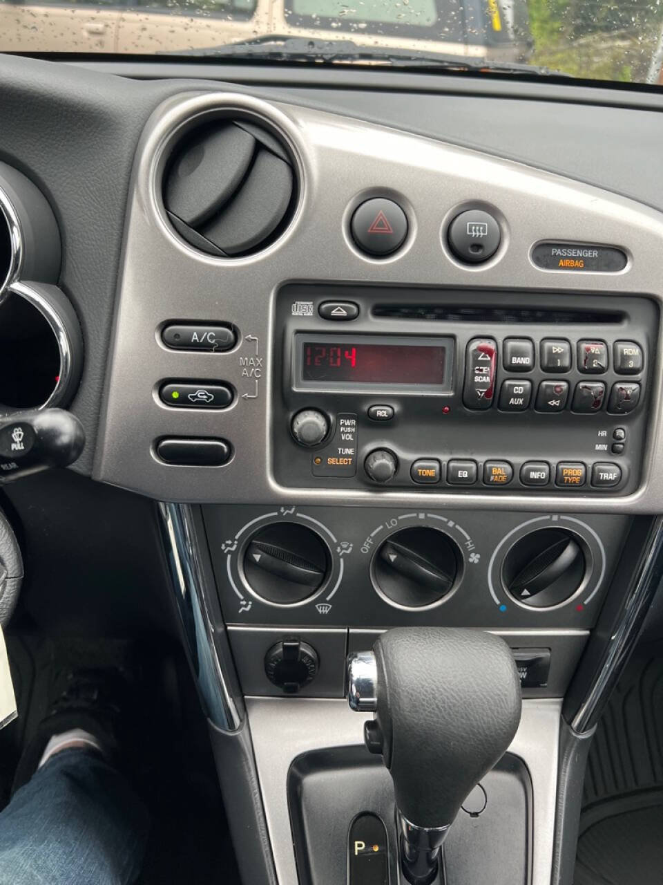 Used 2007 Pontiac Vibe w/ Preferred Package FWD image 21