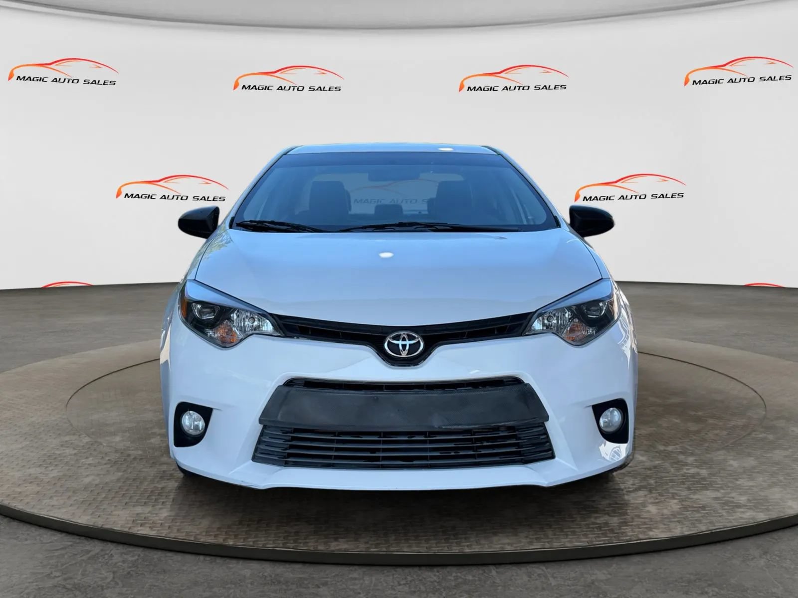 Used 2016 Toyota Corolla LE Premium FWD image 3