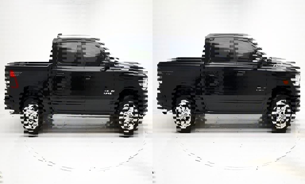 Used 2022 RAM 1500 Big Horn image 3