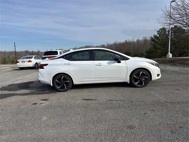 New 2025 Nissan Versa SR w/ Trunk Package image 3