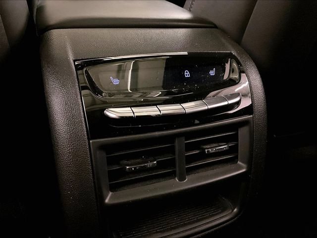 Used 2020 Cadillac XT5 Premium Luxury w/ Platinum Package AWD/4WD image 32