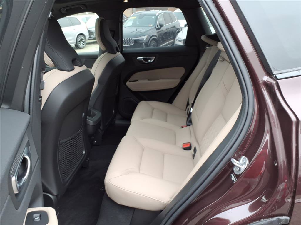 Certified 2026 Volvo XC60 B5 Plus w/ Climate Package AWD/4WD image 12