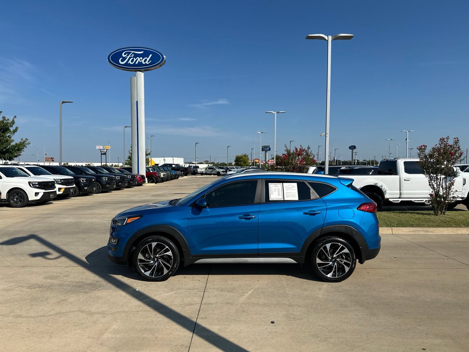 Used 2021 Hyundai Tucson Sport FWD image 2