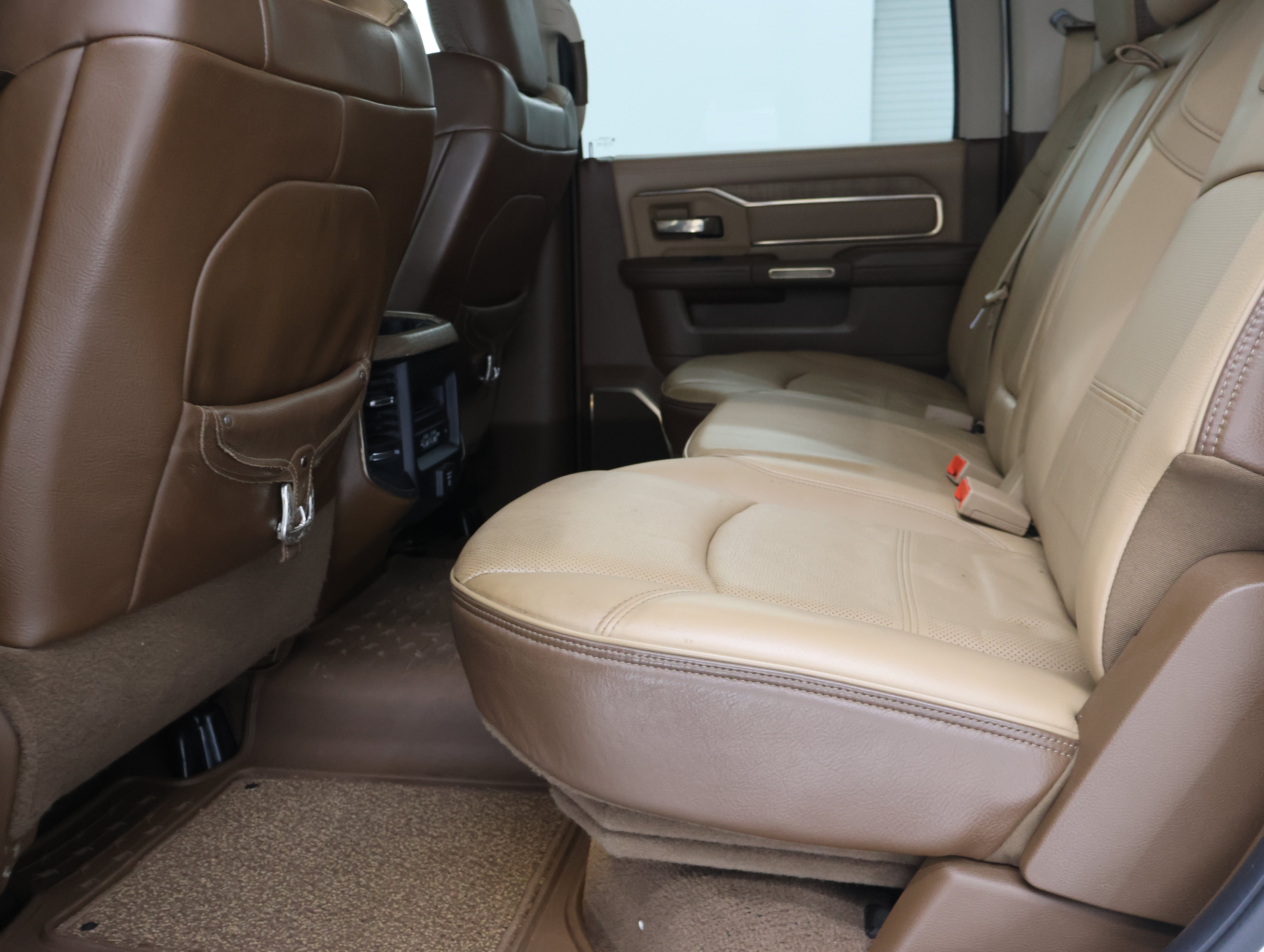 Used 2019 RAM 2500 Limited AWD/4WD image 41