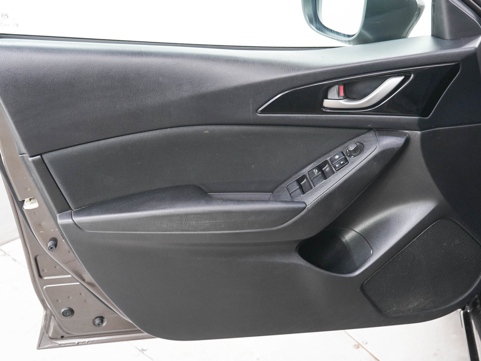 Used 2015 MAZDA MAZDA3 i Touring FWD image 19