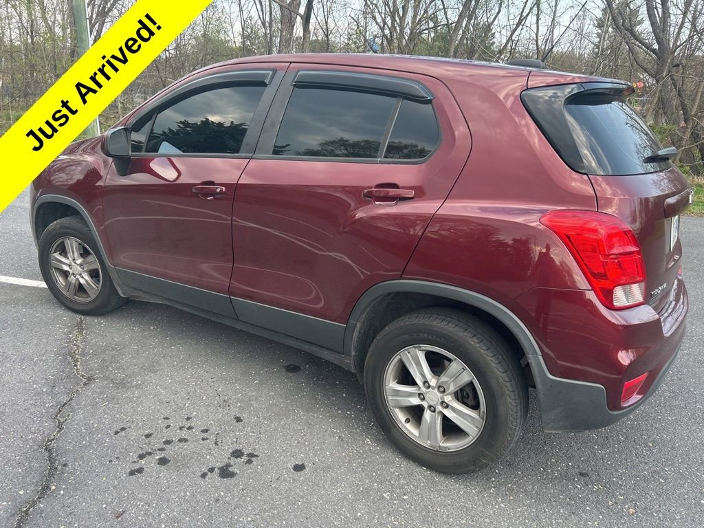 Used 2017 Chevrolet Trax LS image 3