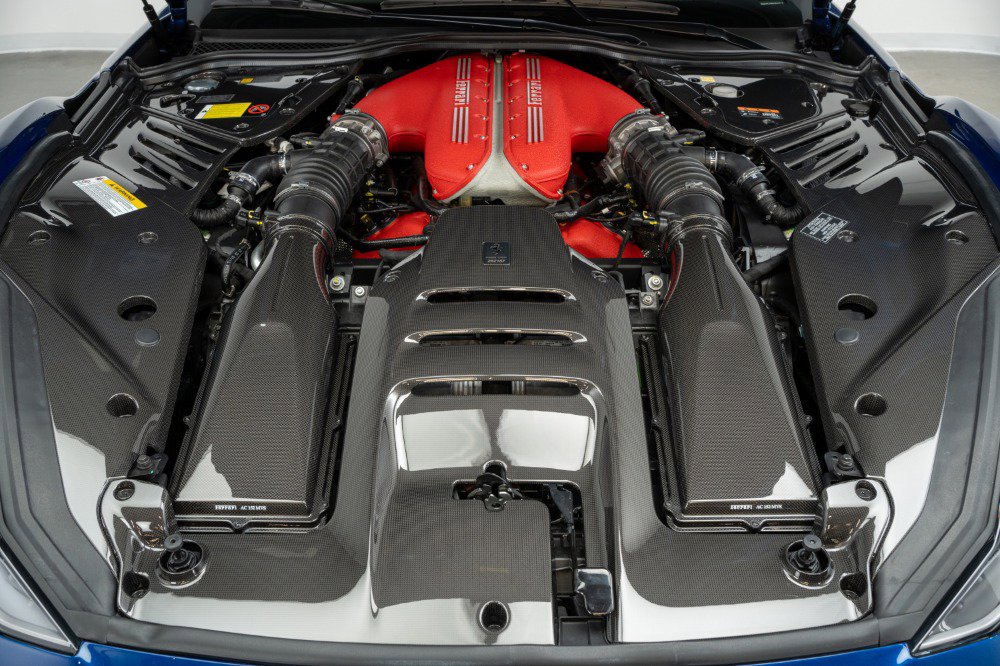 Certified 2022 Ferrari 812 Competizione image 40