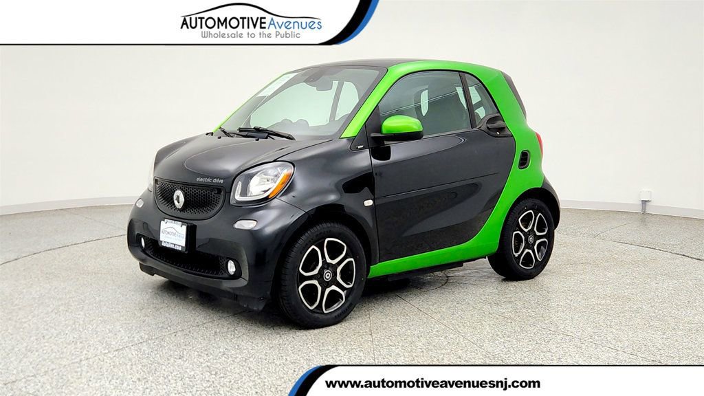 Used 2017 smart fortwo electric drive RWD image 1