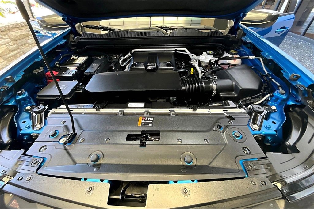 Used 2024 Chevrolet Colorado LT w/ LT Convenience Package III image 31