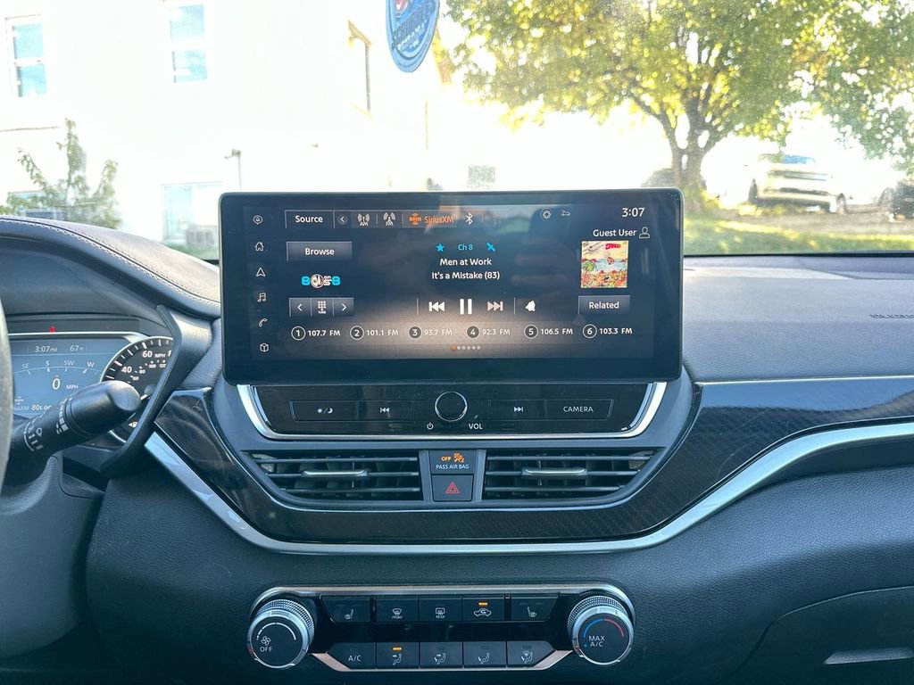 Used 2023 Nissan Altima 2.5 SR w/ SR Premium Package image 20