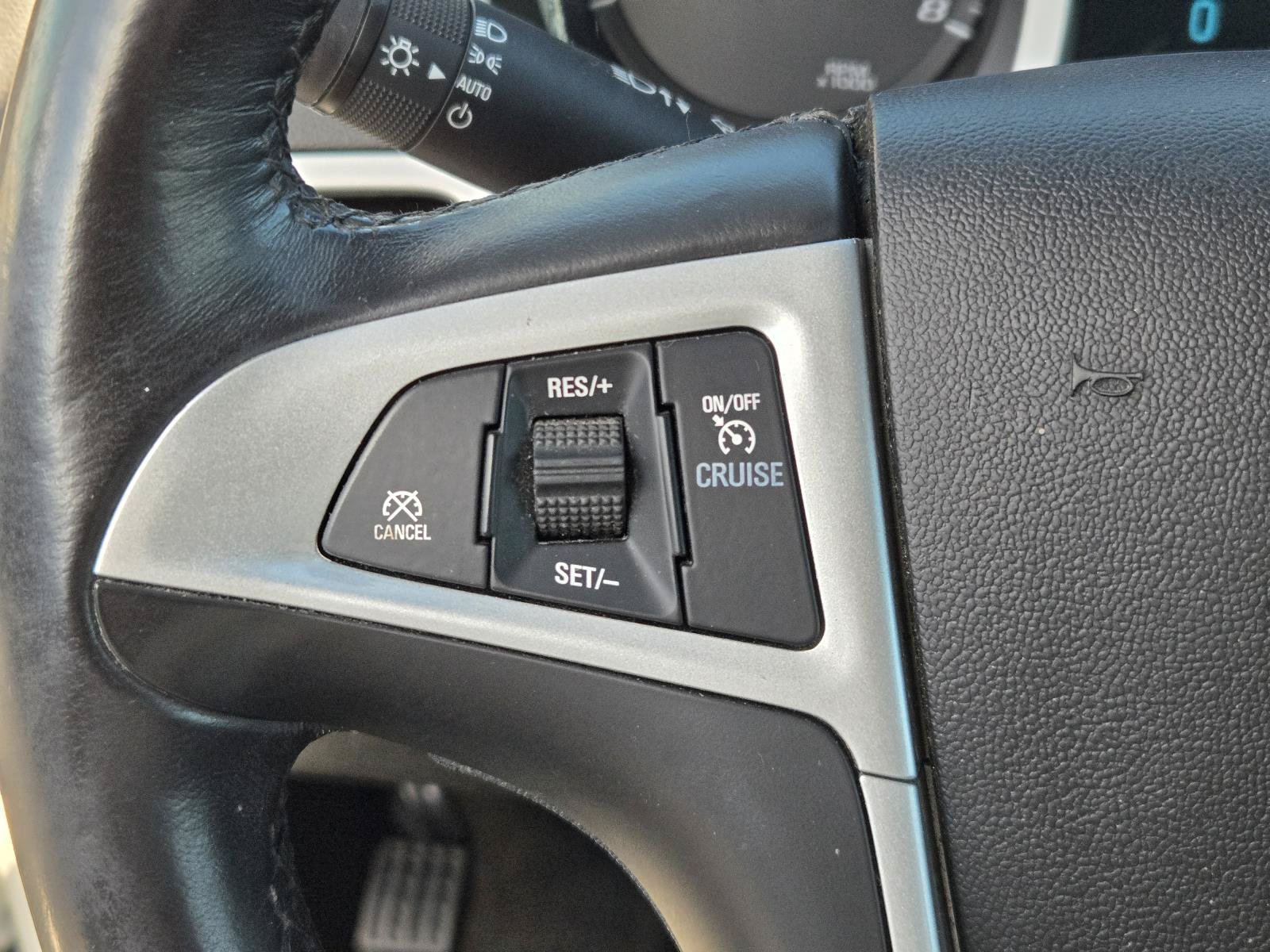 Used 2017 Chevrolet Equinox LT w/ Convenience Package FWD image 16