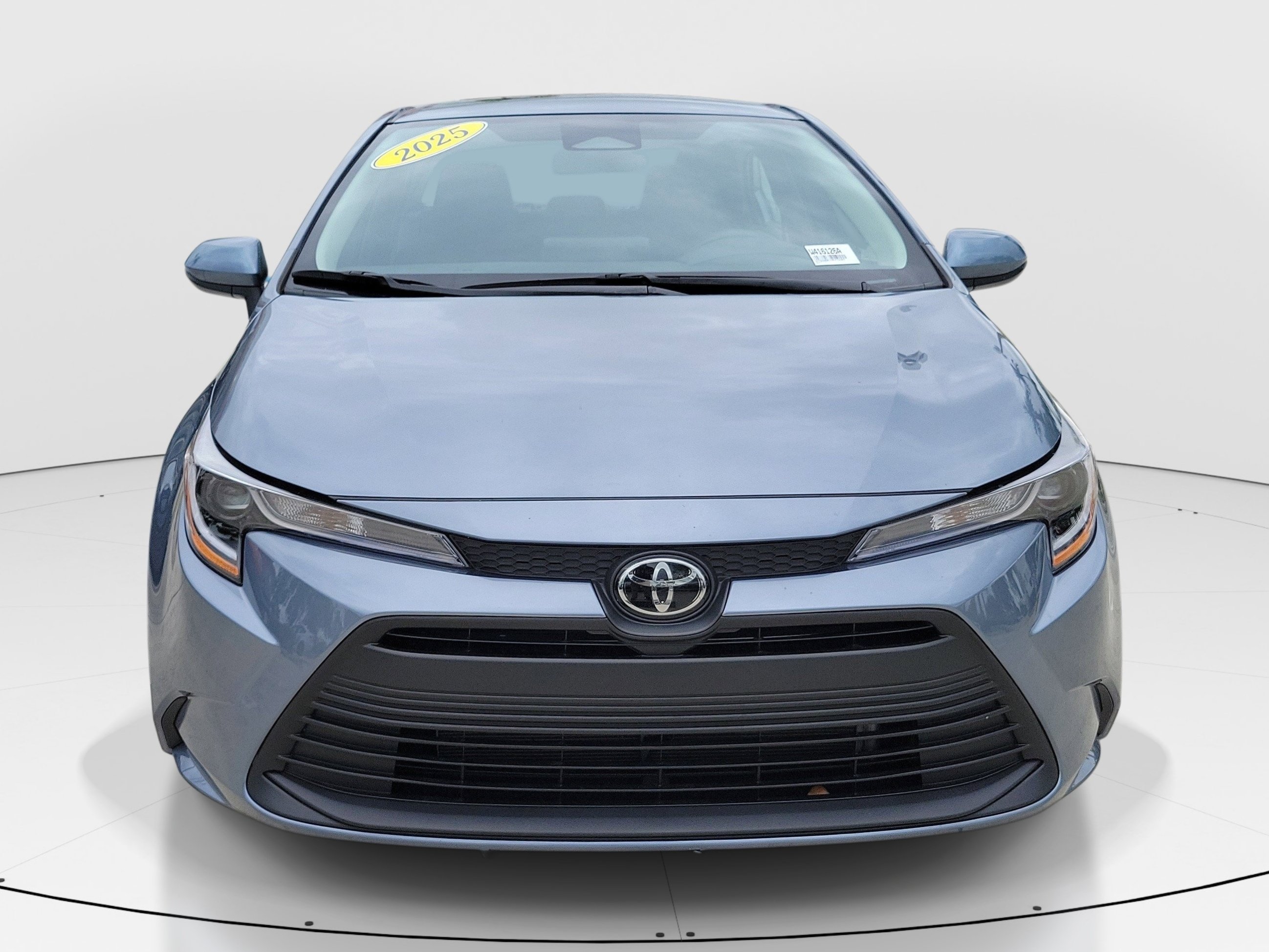 Certified 2025 Toyota Corolla LE FWD image 2