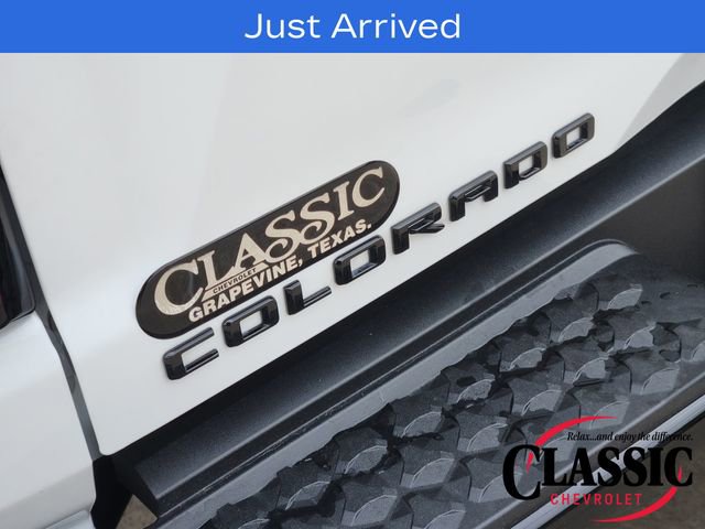 Used 2024 Chevrolet Colorado Z71 w/ Z71 Convenience Package 2 AWD/4WD image 12