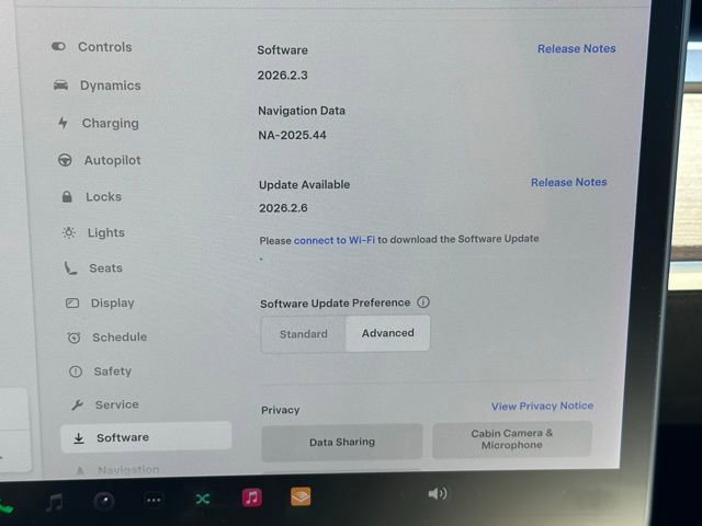 Used 2021 Tesla Model Y Long Range image 14