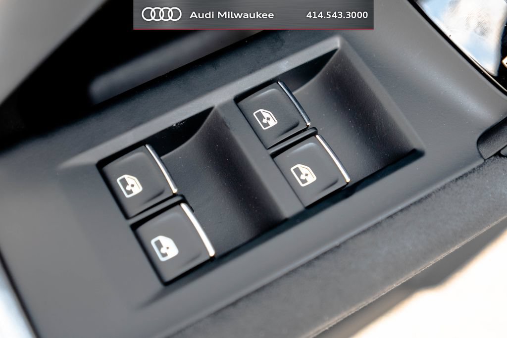 New 2026 Audi SQ5 Premium Plus AWD/4WD image 23