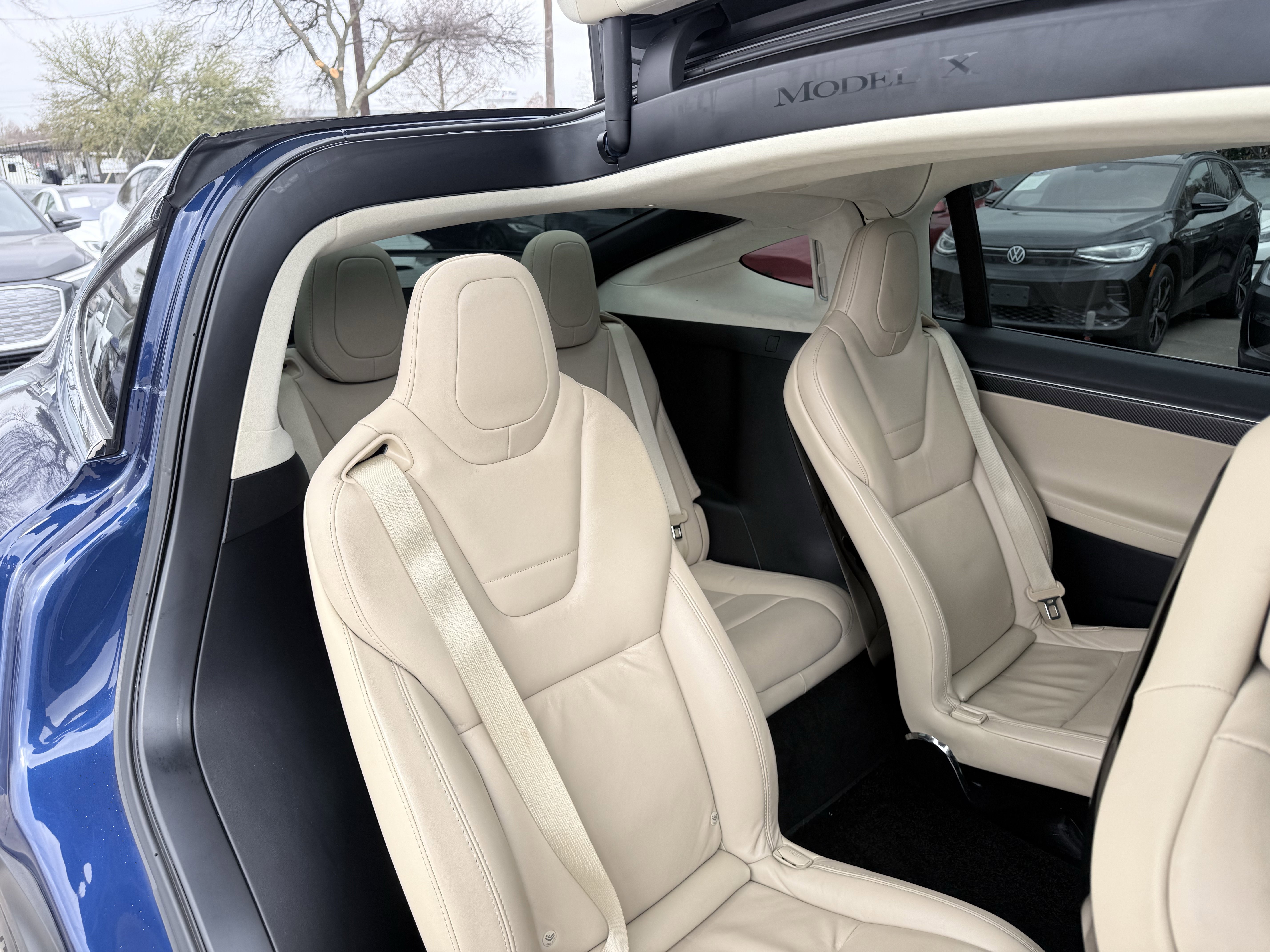 Used 2017 Tesla Model X 75D image 40