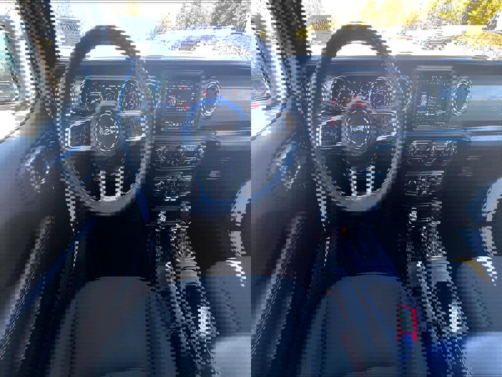 Used 2023 Jeep Gladiator Overland image 17