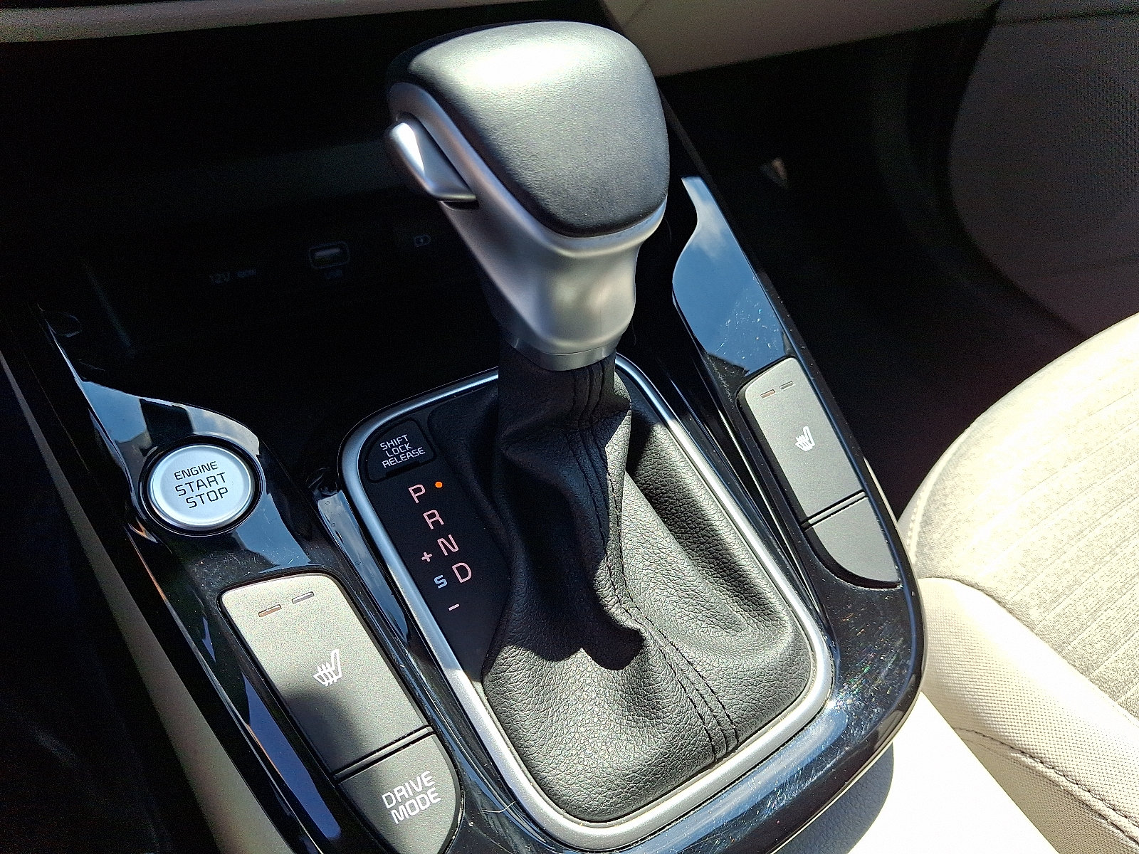 Used 2020 Kia Soul EX FWD image 14