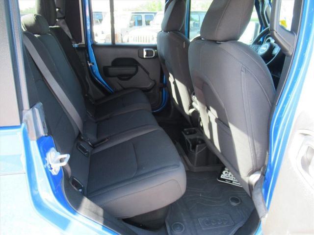 Used 2023 Jeep Gladiator Willys image 34