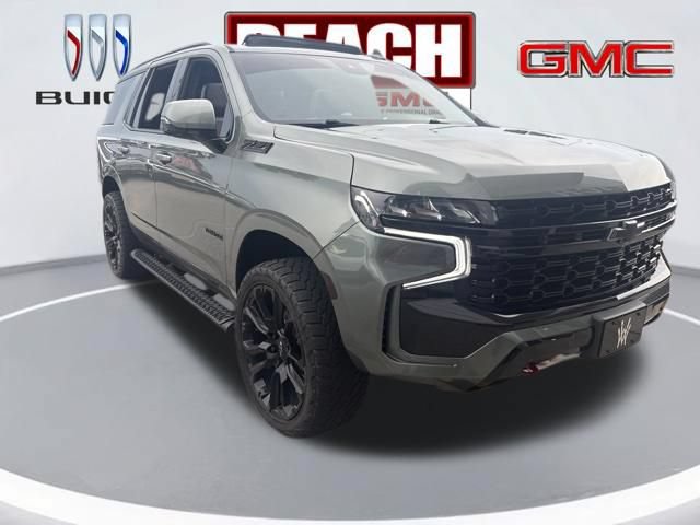 Used 2023 Chevrolet Tahoe Z71 w/ Luxury Package AWD/4WD image 3