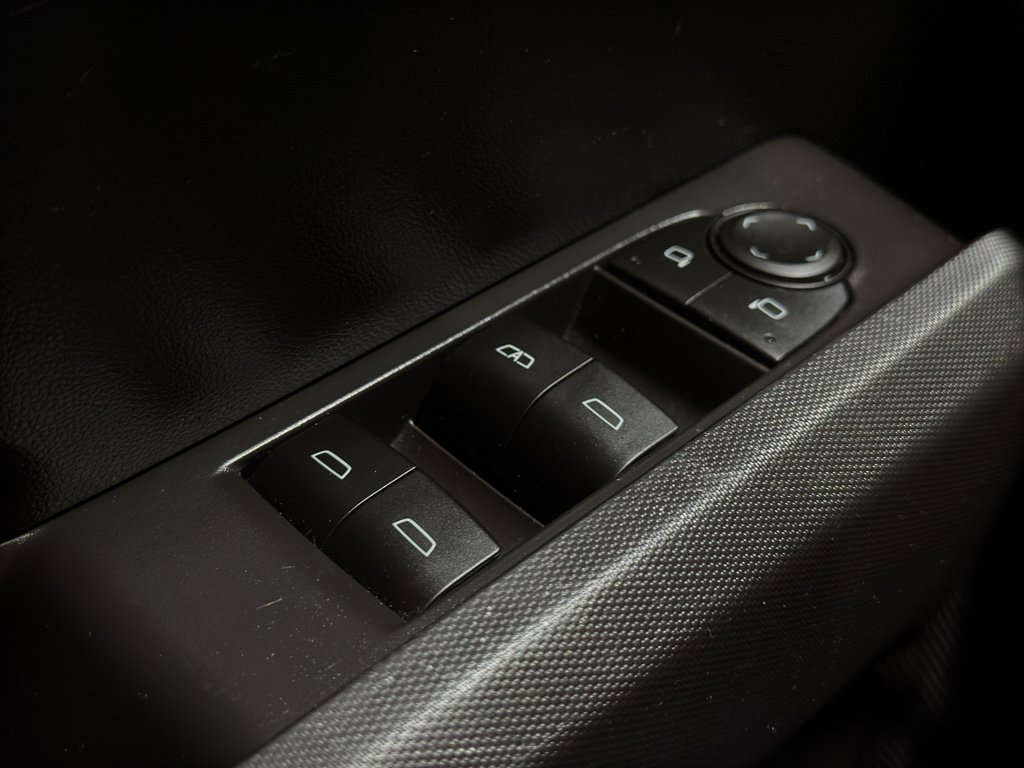 Certified 2023 Chevrolet Colorado LT w/ LT Convenience Package II image 30