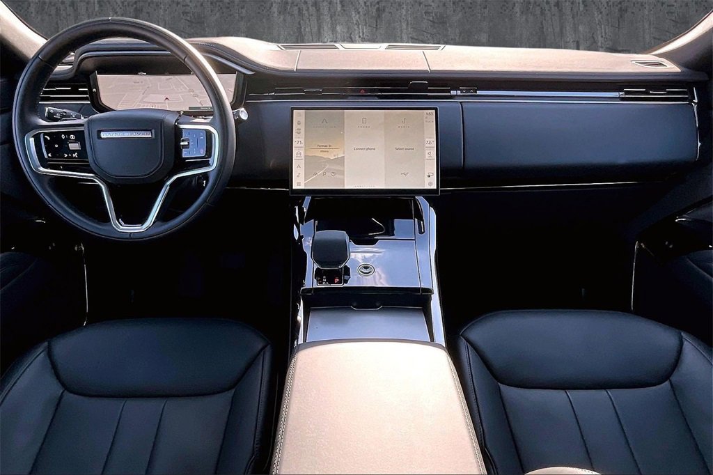 Certified 2025 Land Rover Range Rover Sport SE image 7