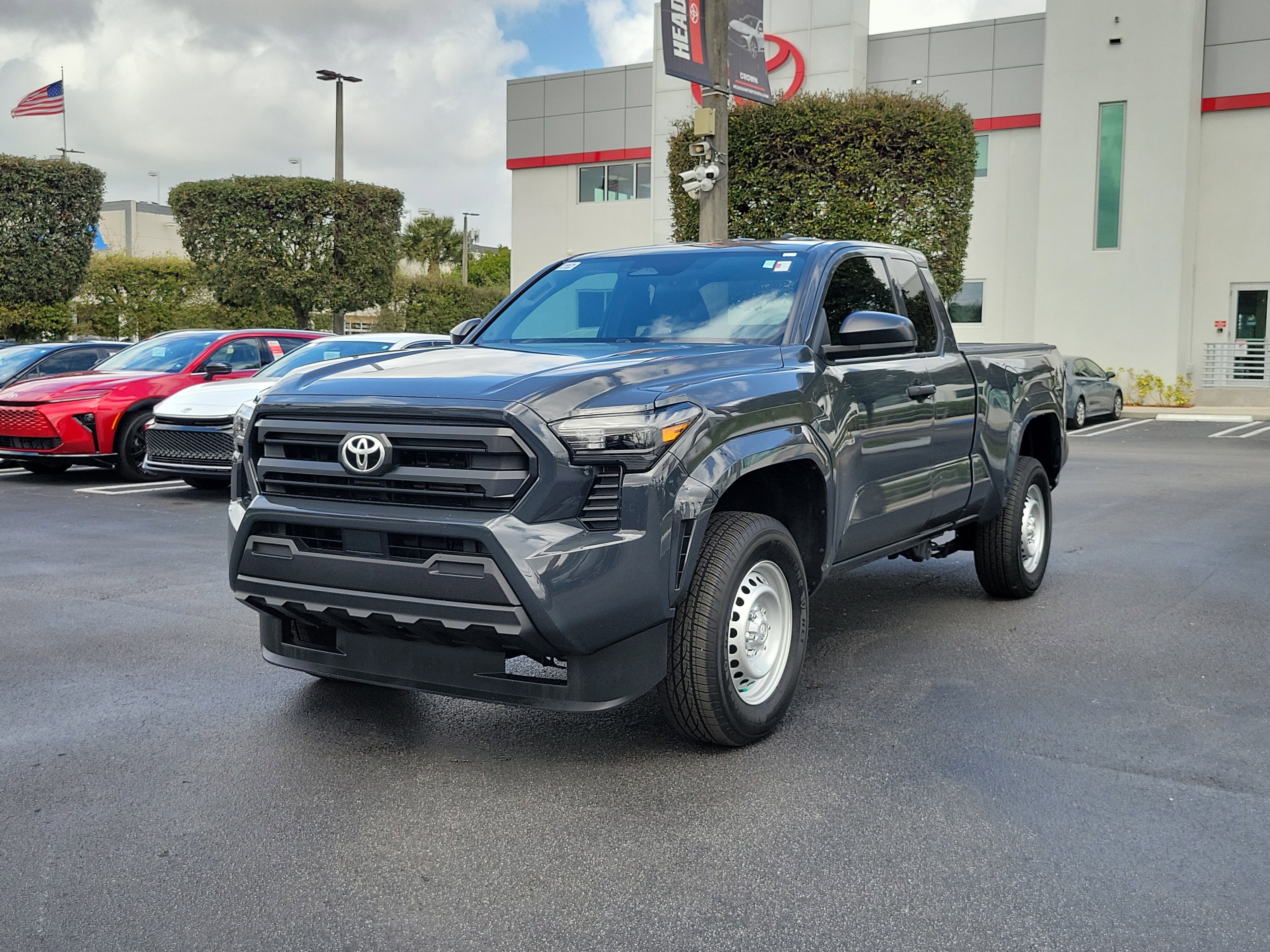 Used 2025 Toyota Tacoma SR w/ Towing Package image 5