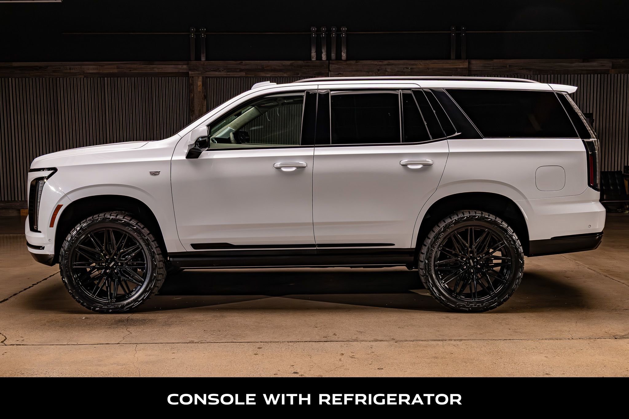 Used 2026 Cadillac Escalade Platinum Sport w/ LPO, ONYX Package image 6