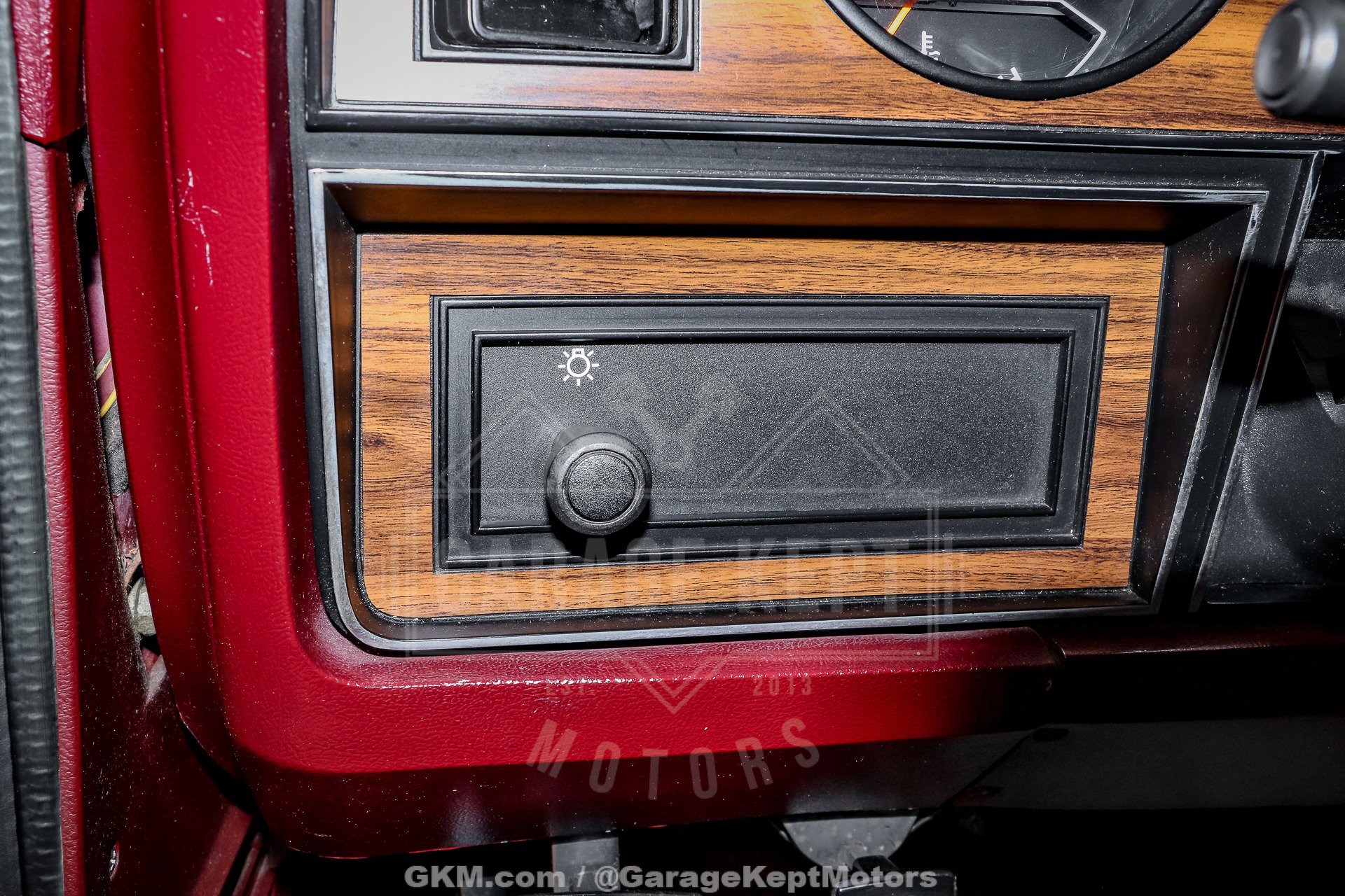 Used 1989 Dodge D/W Truck 150 image 90