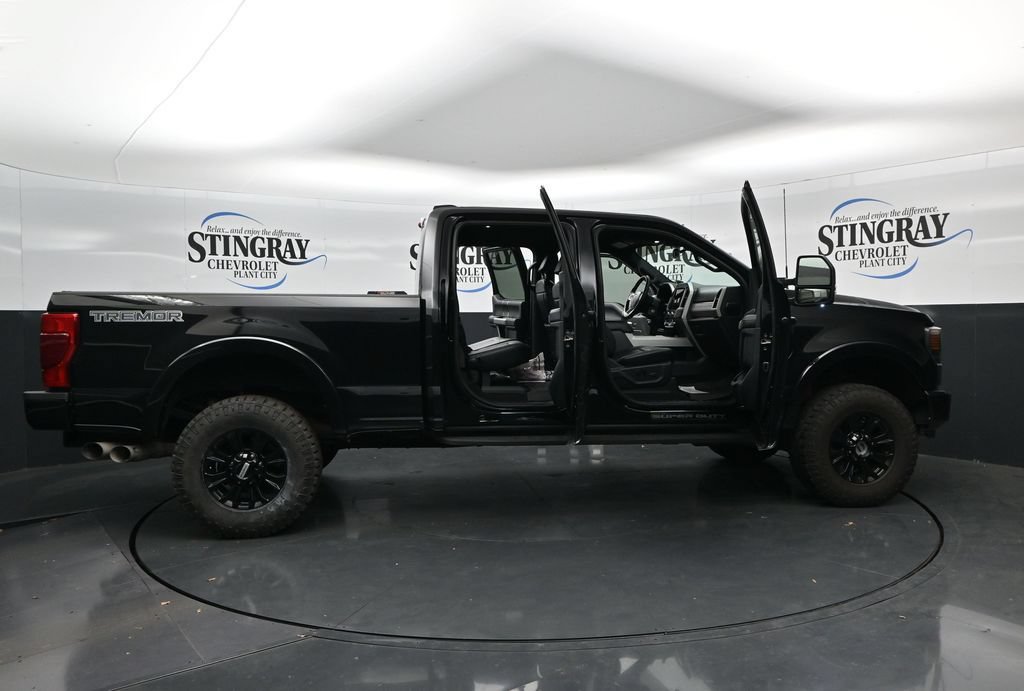 Used 2022 Ford F350 Lariat w/ Tremor Off-Road Package AWD/4WD image 36