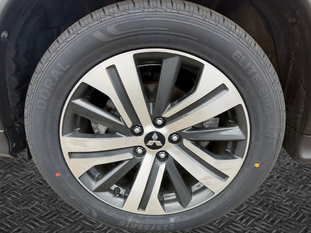 Used 2024 Mitsubishi Outlander Sport ES AWD/4WD image 11