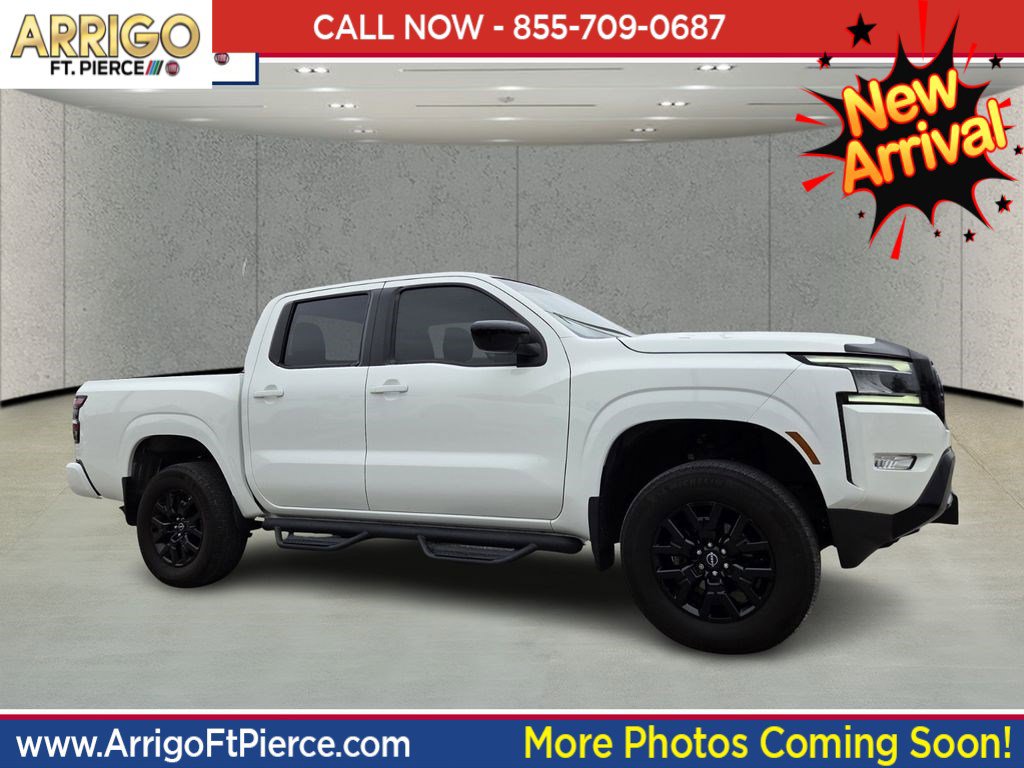 Used 2023 Nissan Frontier SV w/ Midnight Edition Package image 1