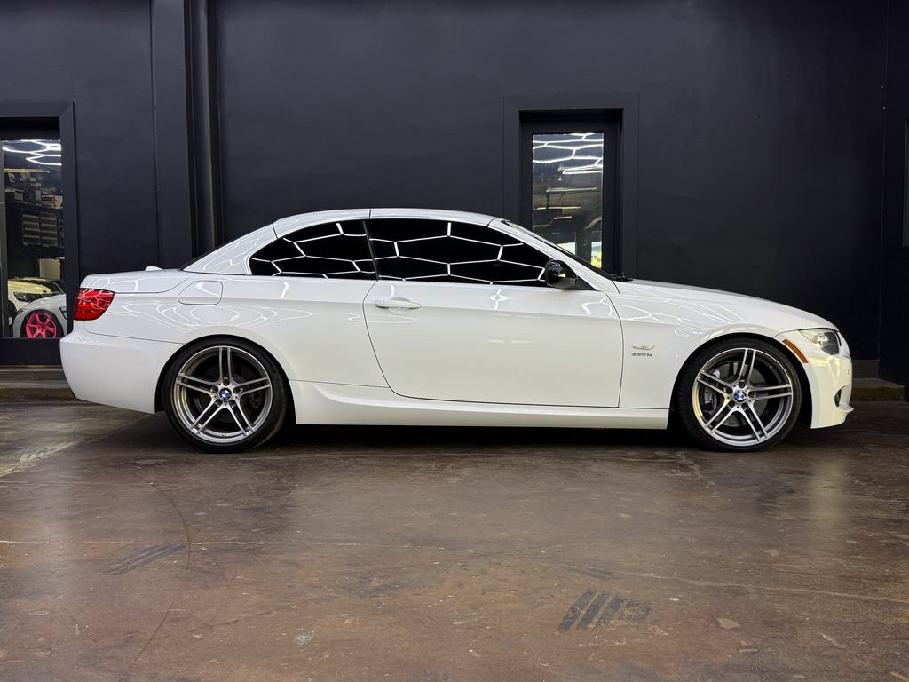 Used 2011 BMW 335is Convertible RWD image 10