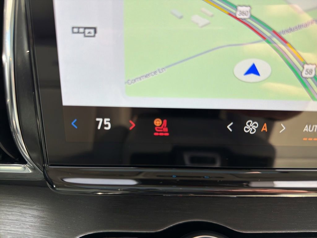 Certified 2025 Ford Expedition Max Platinum image 33